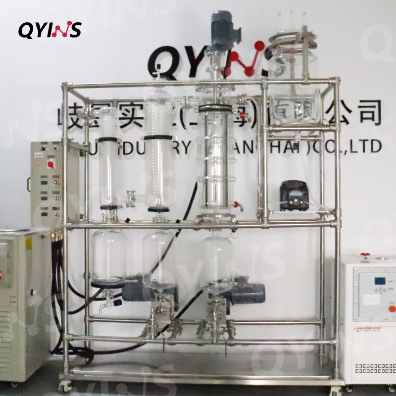 精准进出料控制玻璃薄膜蒸发器QYBM-200D